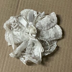 Used Vintage Head Long Snap Type Clip Pin Fancy Ribbon